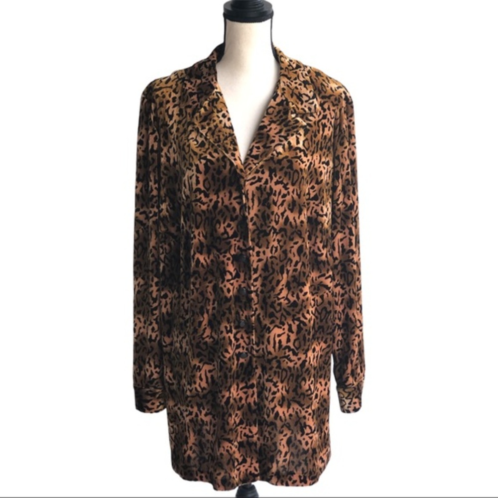 Danny  And Nicole NY Womens‎ Button Down Shirt 18W Lepard  Long Sleeves